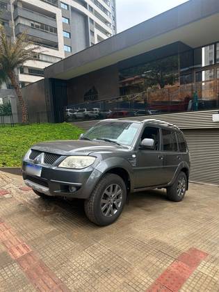 MITSUBISHI PAJERO TR4 2.0 4X2 16V 140CV FLEX 4P MANUAL